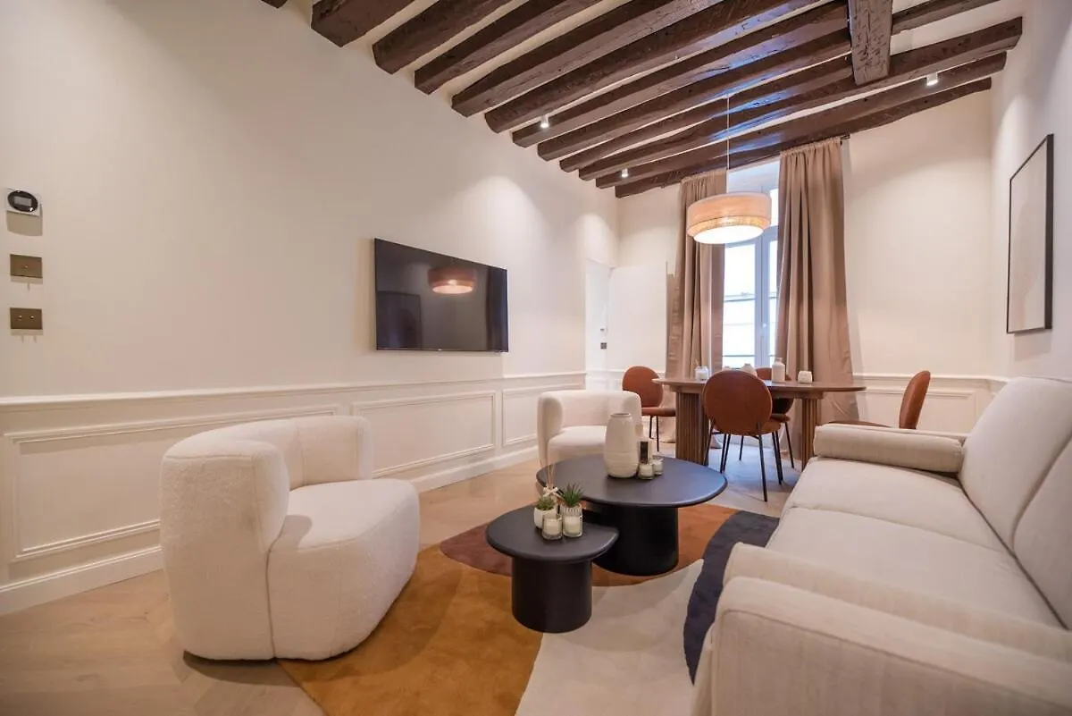 Appartement de luxe d'une chambre près du Louvre II Paris 0*,  France