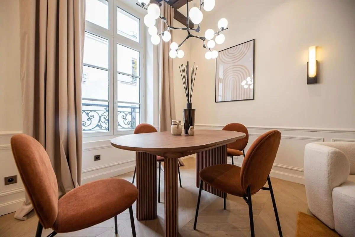 Appartement de luxe d'une chambre près du Louvre II Paris Apartment